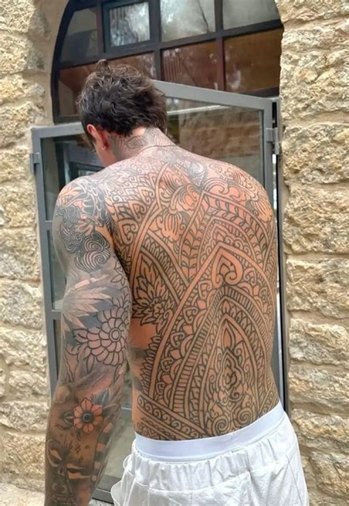 Tattoo Middle Back