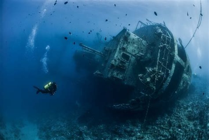 The Fascinating Wreckage Of The Glenesslin Shipwreck: An Underwater Mystery Unraveled